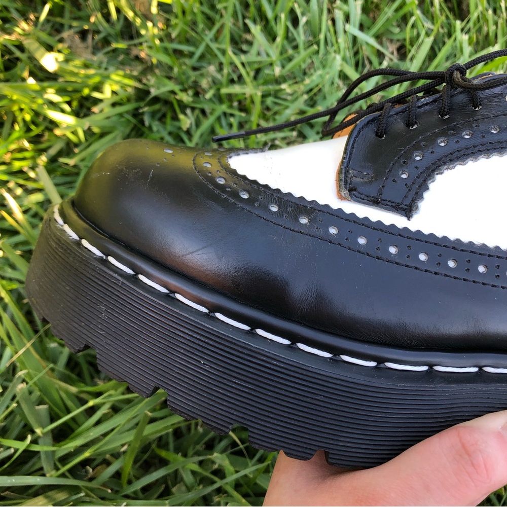 Rare Dr. Martens 3989 Tuxedo Wingtip Brogue Platform Oxfords - Picture 14 of 16